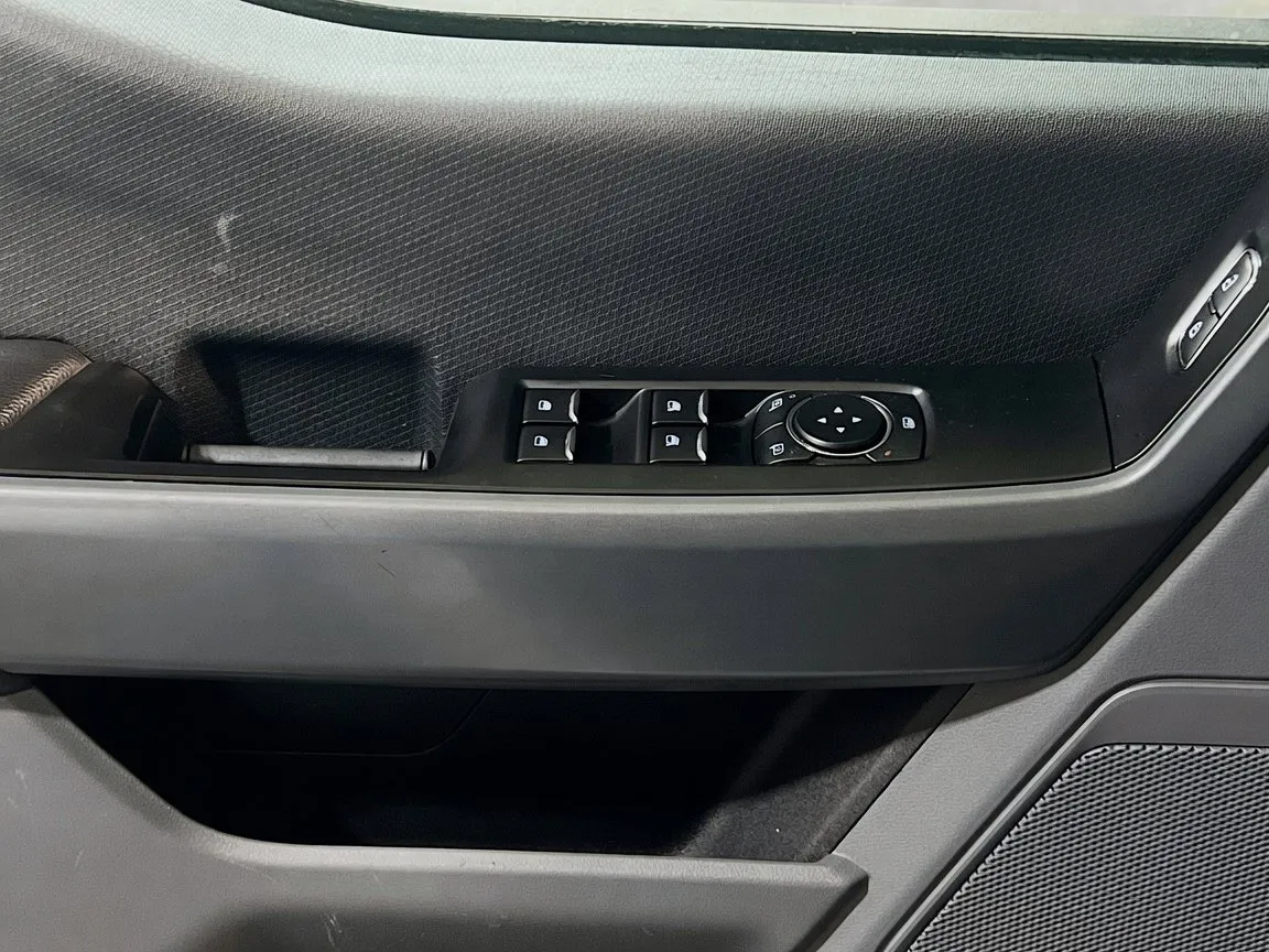 2023 Ford F-150 XLT - Photo 13