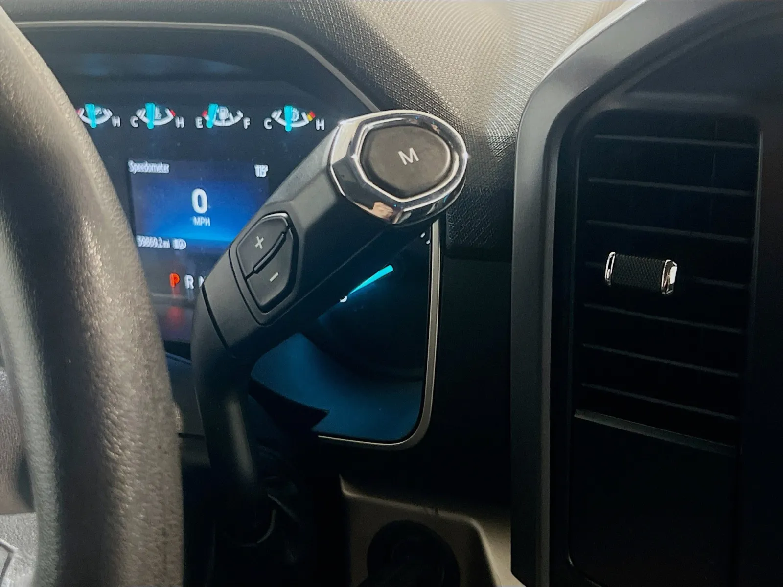 2023 Ford F-150 XLT - Photo 12