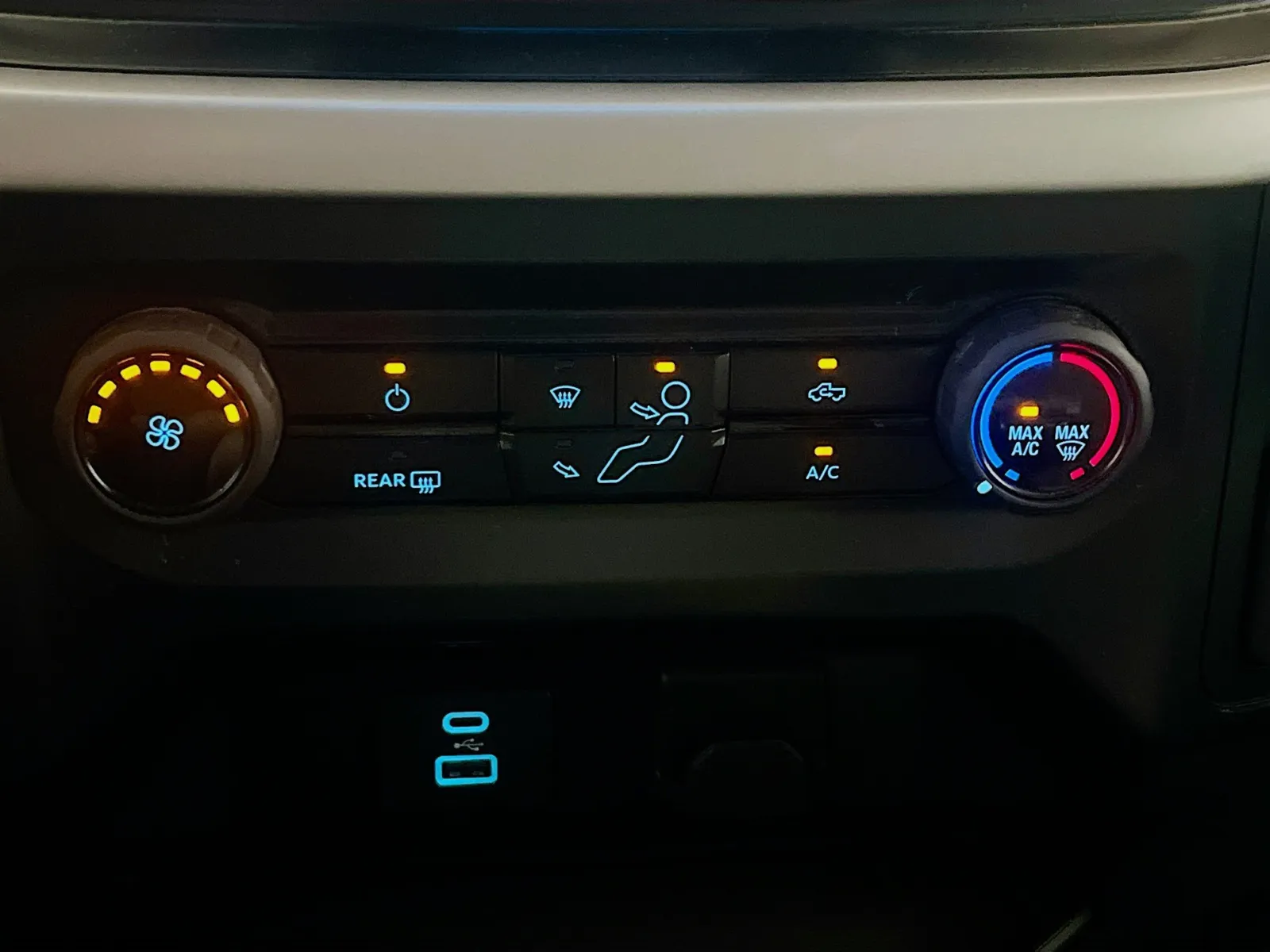 2023 Ford F-150 XLT - Photo 11