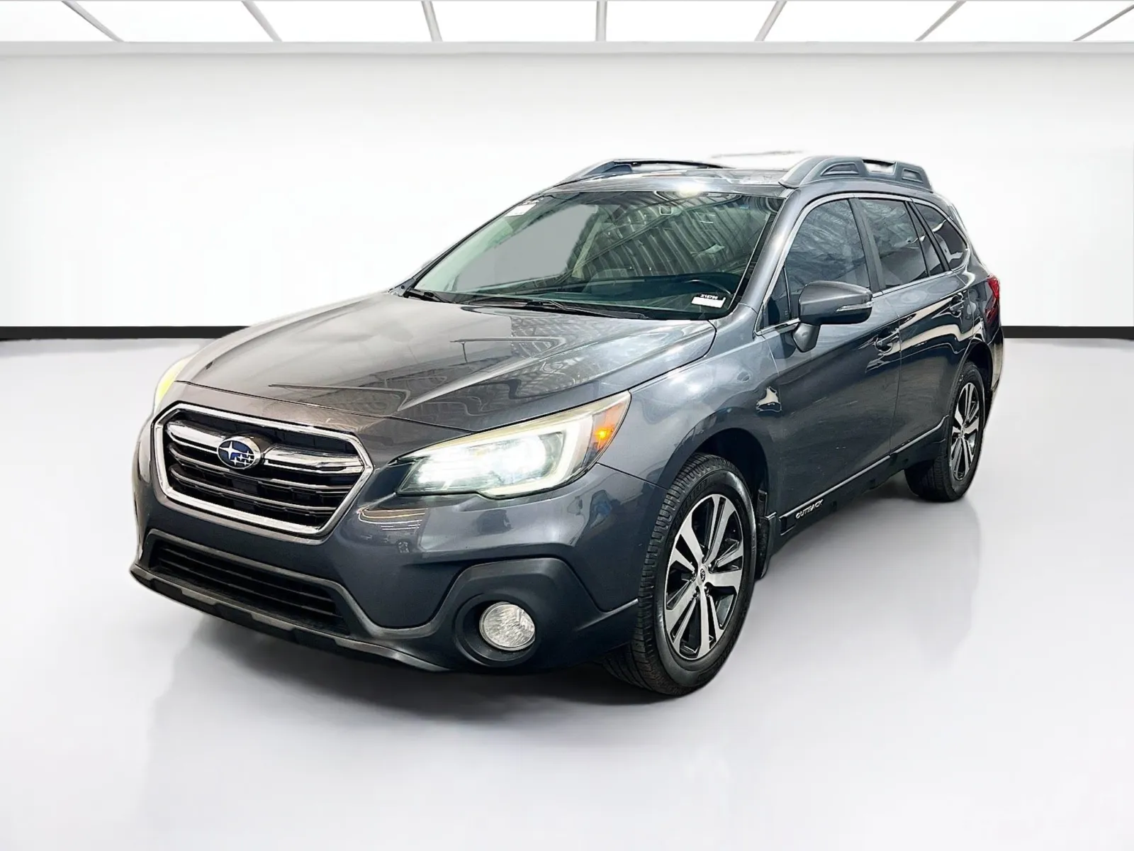 Gray 2019 Subaru Outback Limited for sale in Chandler, AZ