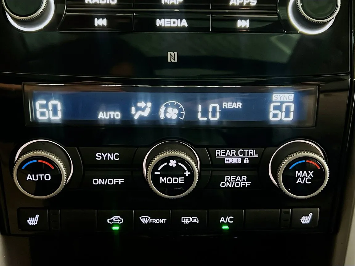 2019 Subaru Ascent Limited - Photo 12