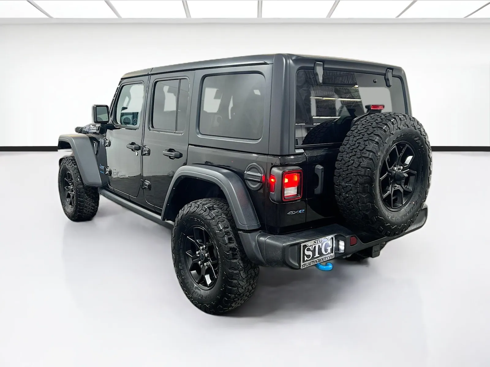 2024 Jeep Wrangler 4xe Willys 4XE - Photo 6