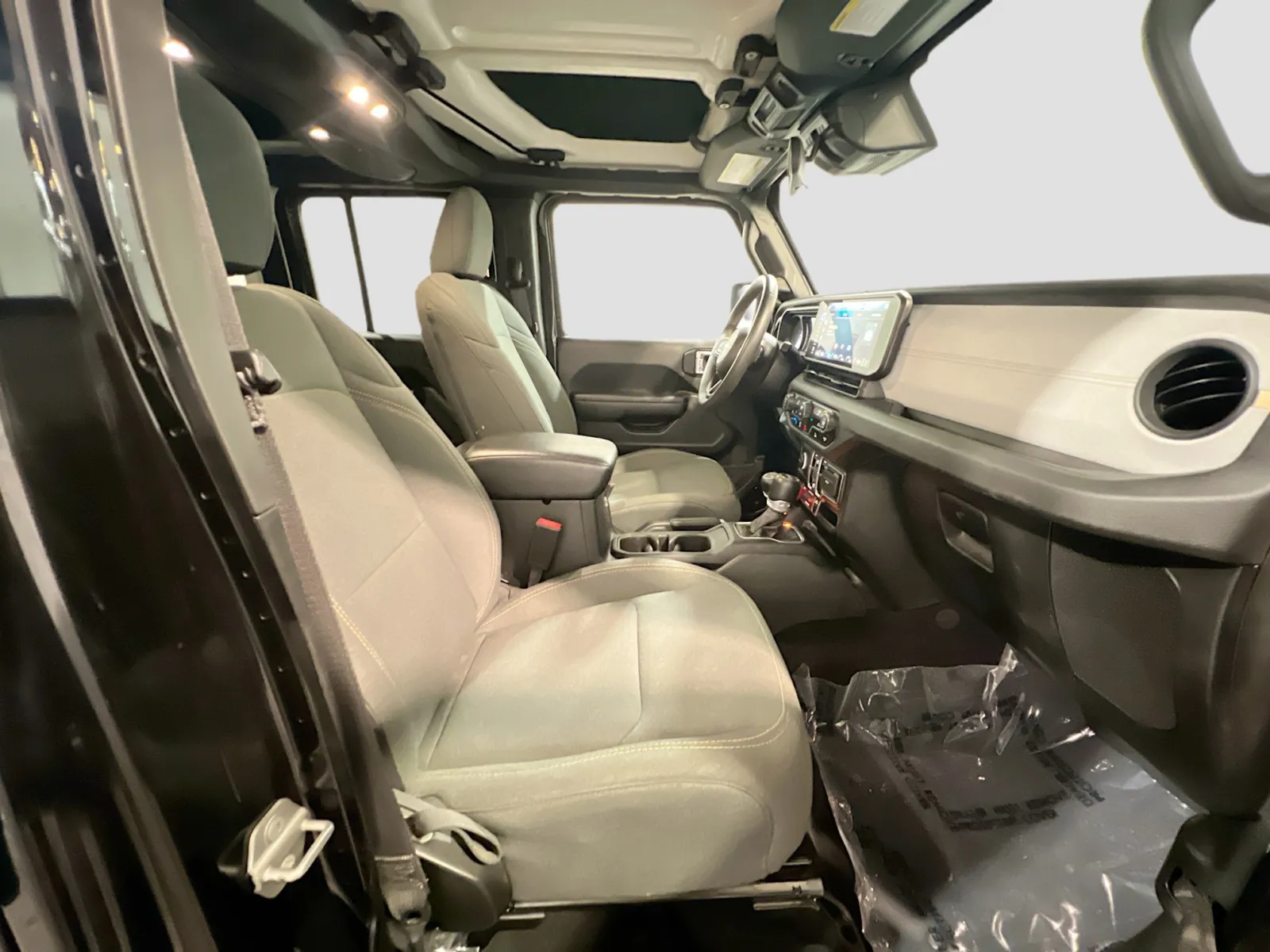 2024 Jeep Wrangler 4xe Willys 4XE - Photo 19