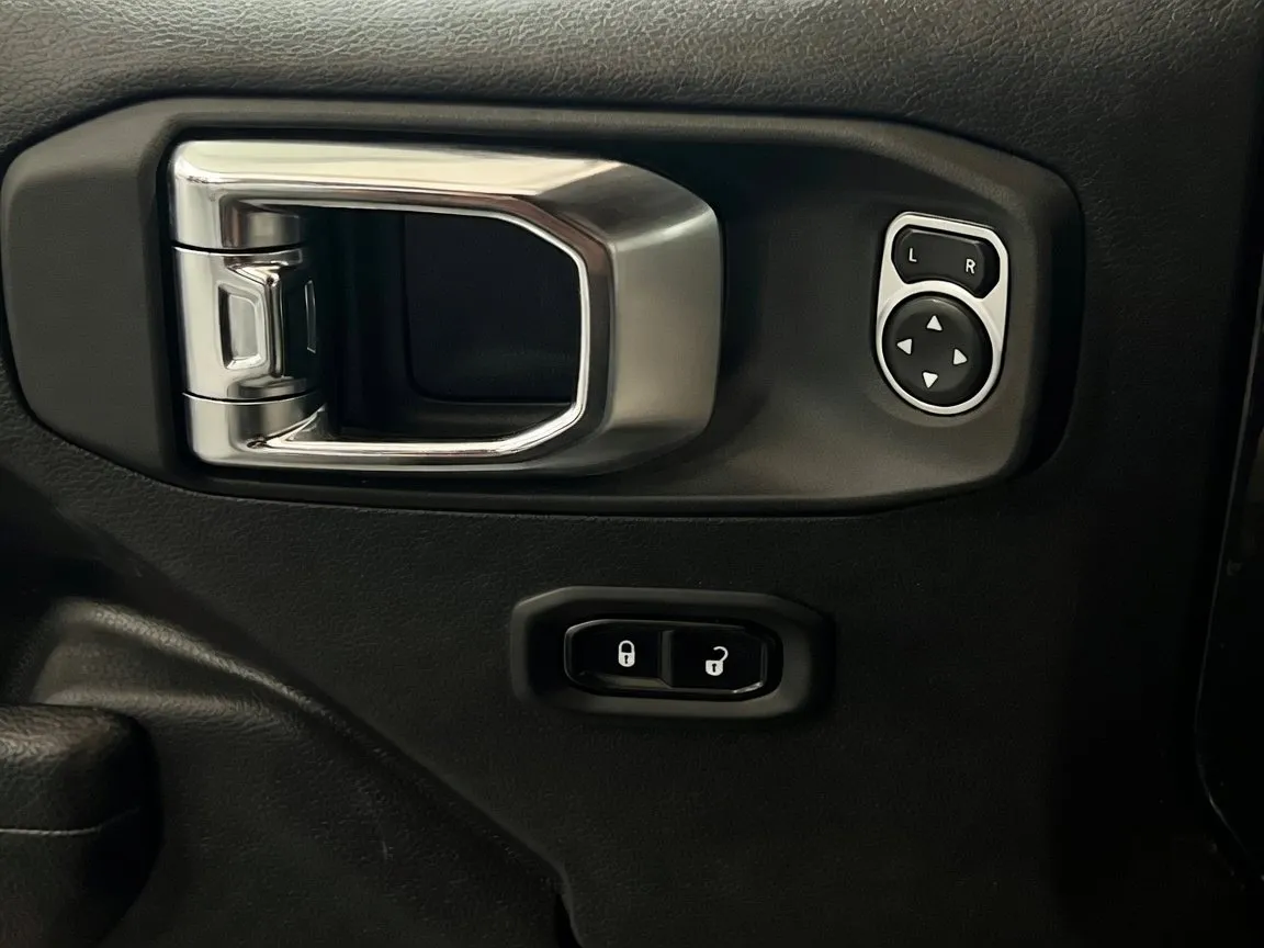 2024 Jeep Wrangler 4xe Willys 4XE - Photo 13