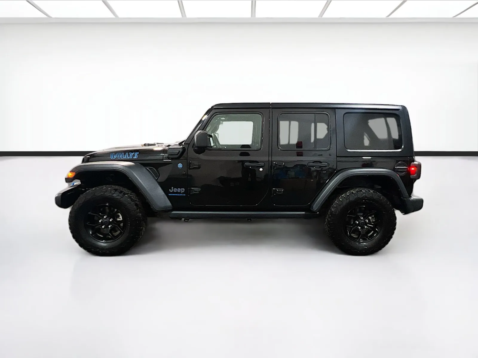 2024 Jeep Wrangler 4xe Willys 4XE - Photo 21