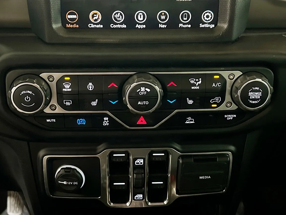2023 Jeep Wrangler 4xe Willys 4XE - Photo 12