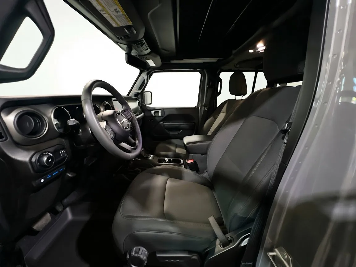 2023 Jeep Wrangler 4xe Willys 4XE - Photo 15