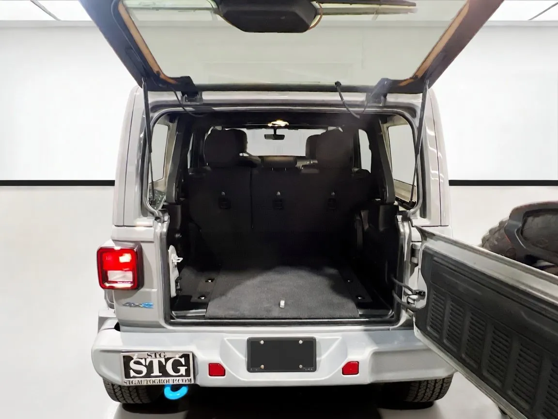 2023 Jeep Wrangler 4xe Willys 4XE - Photo 19
