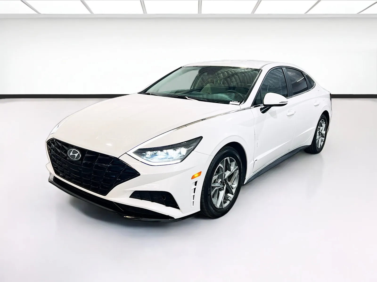 White 2023 Hyundai Sonata SEL for sale in Chandler, AZ