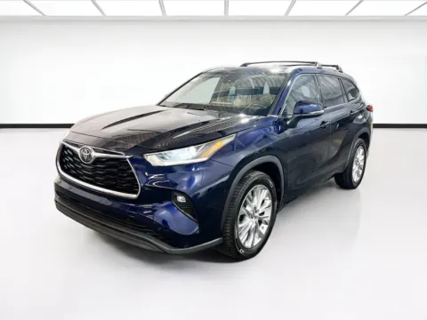 Blue 2021 Toyota Highlander Limited for sale in Chandler, AZ