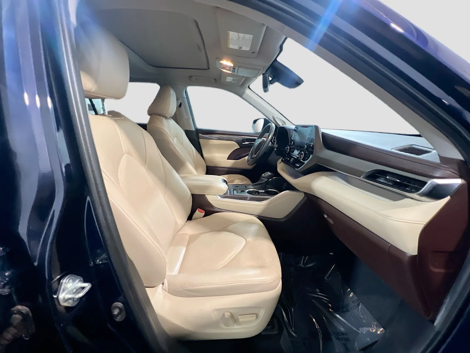 2021 Toyota Highlander Limited - Photo 23