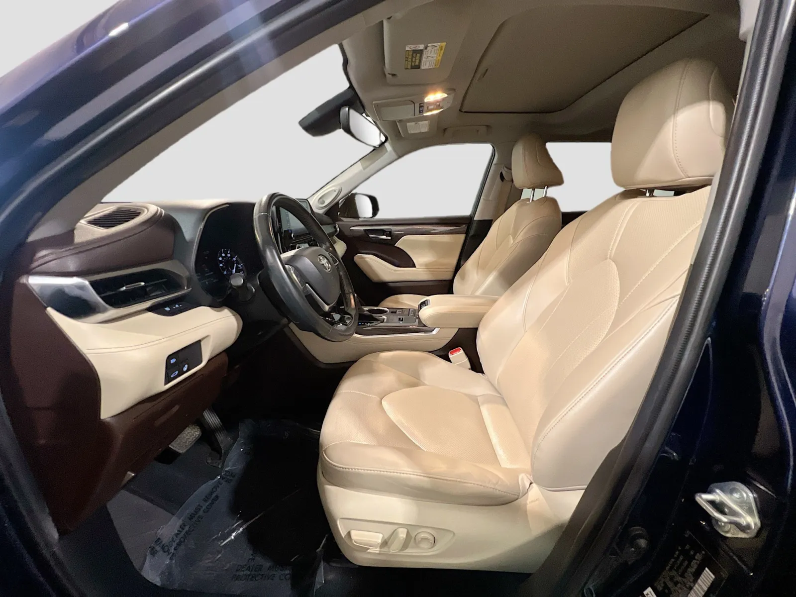 2021 Toyota Highlander Limited - Photo 16