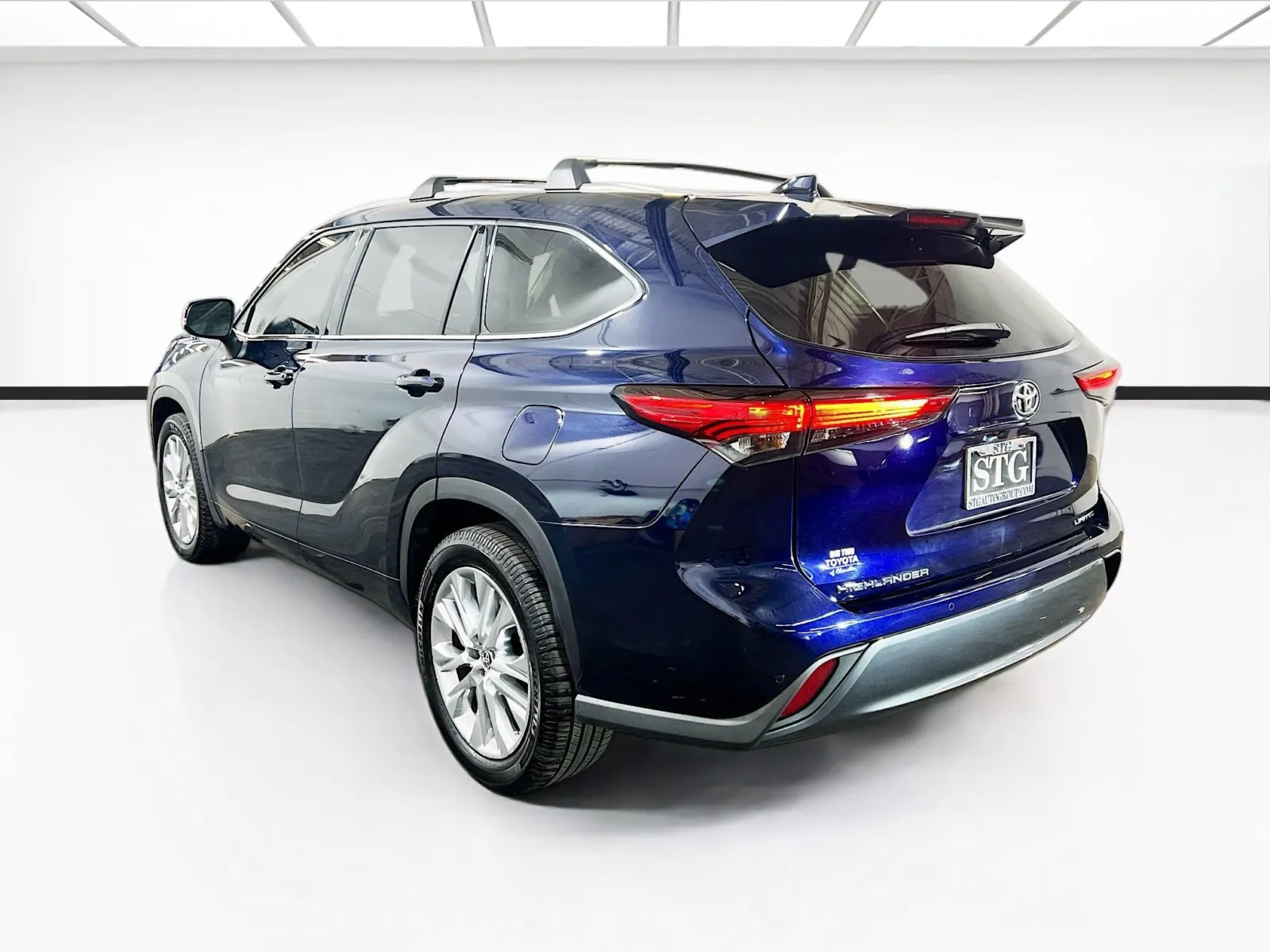 2021 Toyota Highlander Limited - Photo 6