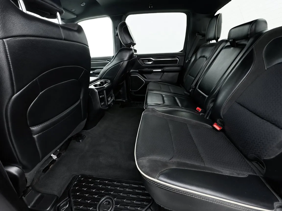 2024 RAM Ram 1500 Pickup Laramie - Photo 15