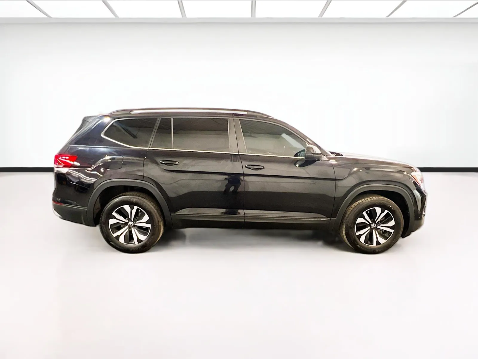 2025 Volkswagen Atlas SE - Photo 23