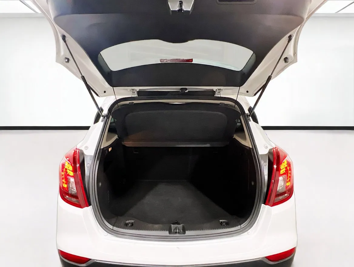 2022 Buick Encore Preferred - Photo 16