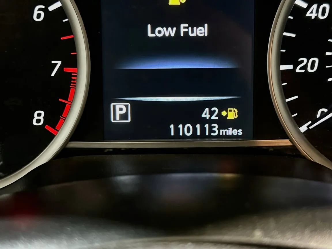 2016 Nissan Sentra SV - Photo 8