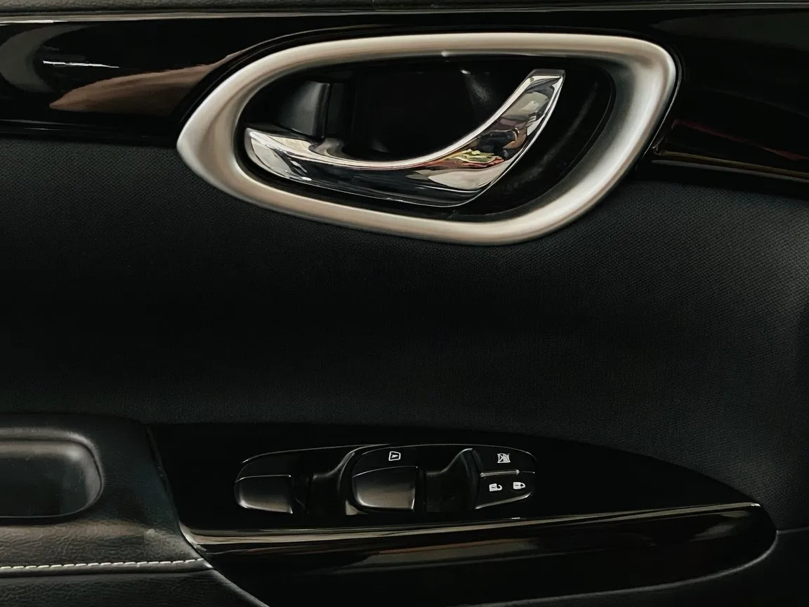 2016 Nissan Sentra SV - Photo 13