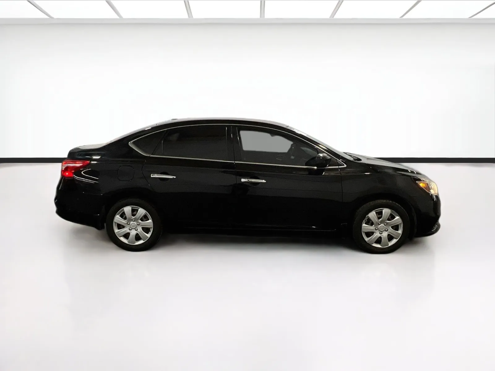 2016 Nissan Sentra SV - Photo 22