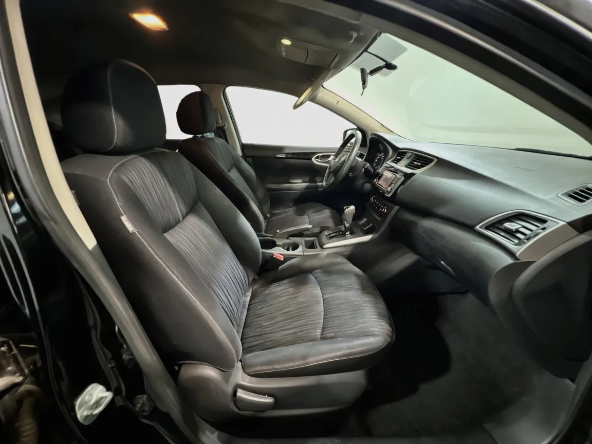 2016 Nissan Sentra SV - Photo 19
