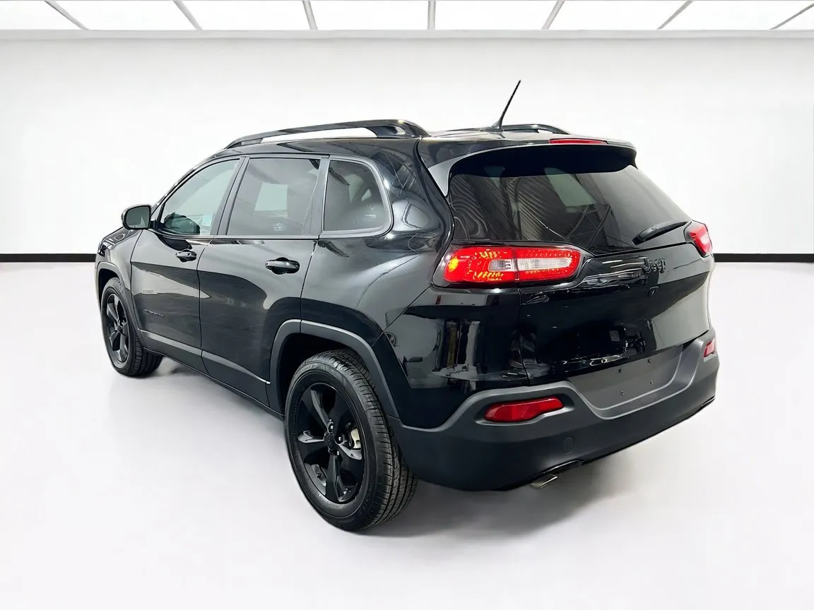 2018 Jeep Cherokee Latitude - Photo 6