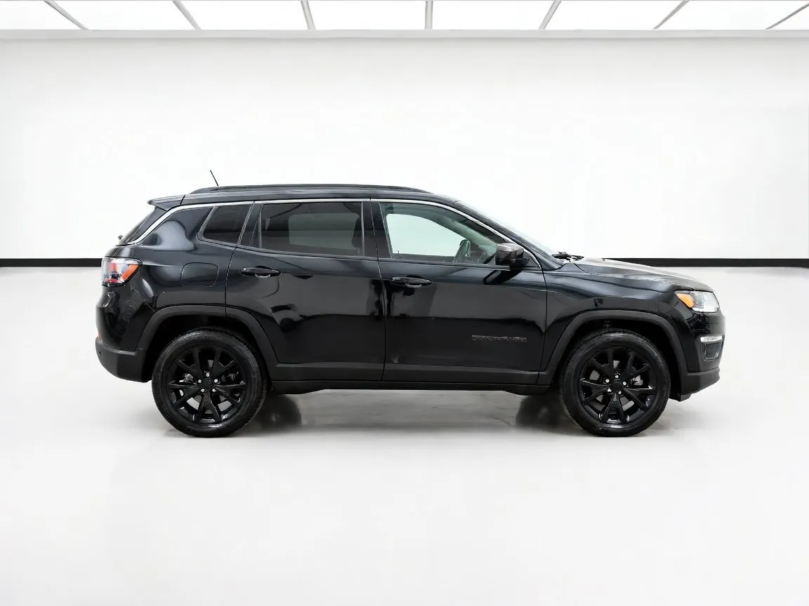 2018 Jeep Cherokee Latitude - Photo 23