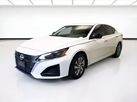 White 2024 Nissan Altima 2.5 S for sale in Chandler, AZ