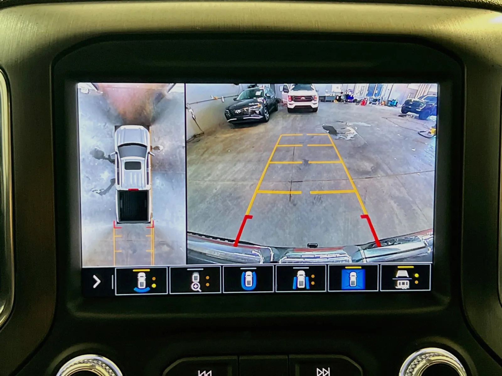2022 GMC Sierra 1500 Limited AT4 - Photo 10