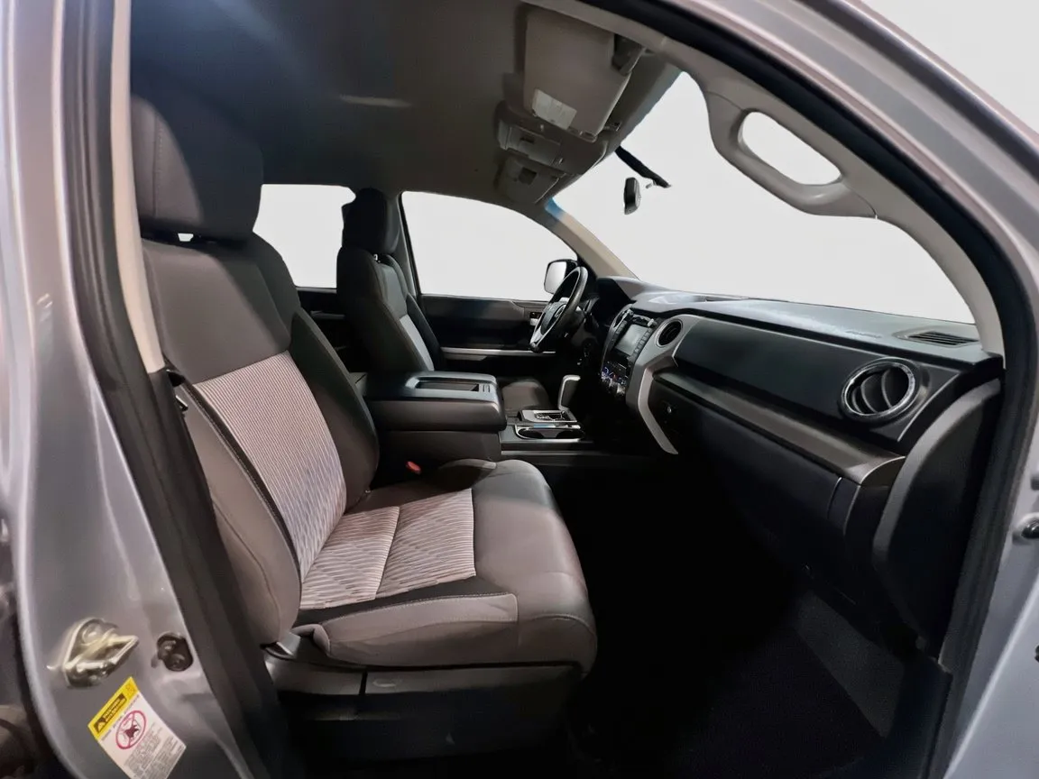 2016 Toyota Tundra SR5 - Photo 19