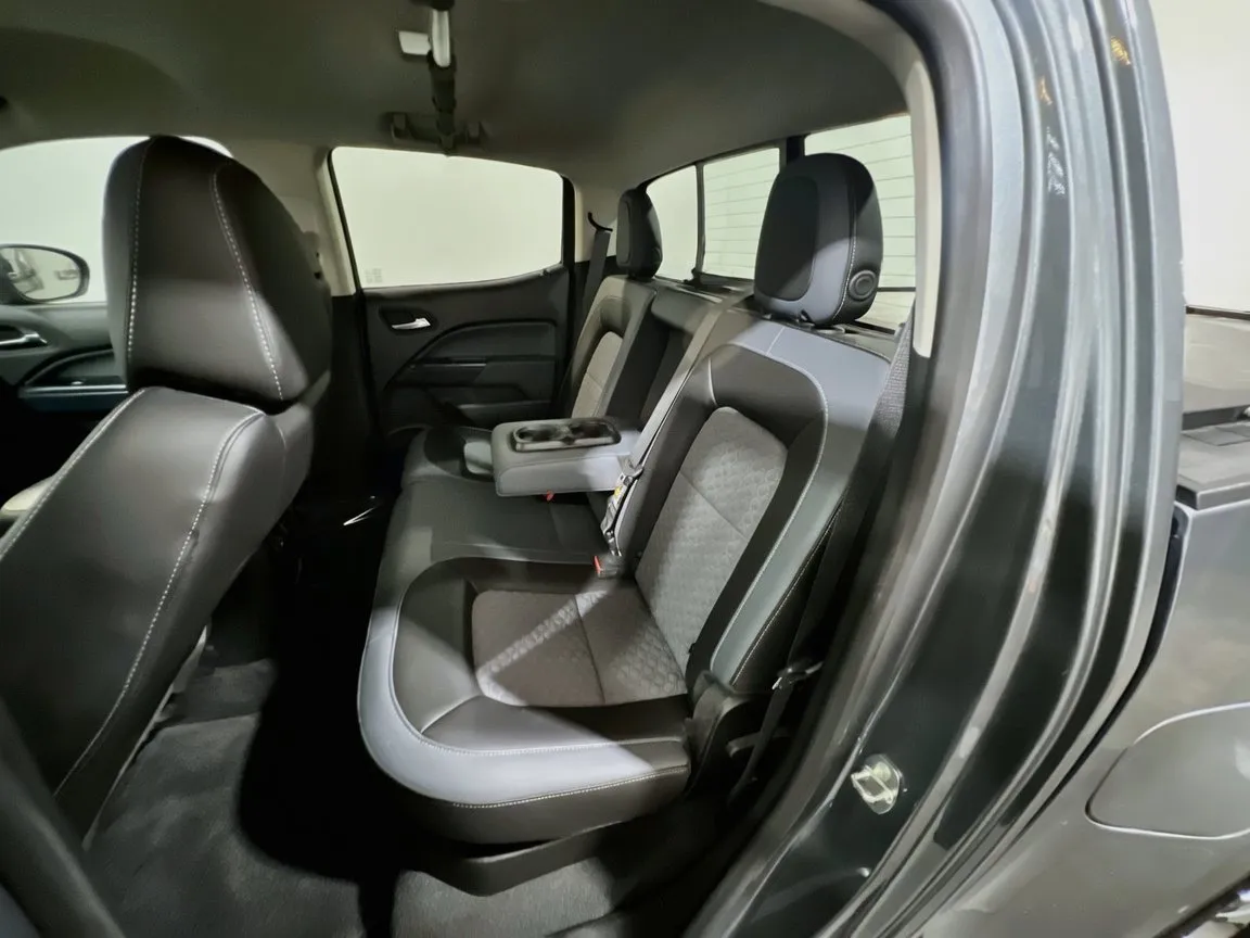 2022 Chevrolet Colorado Z71 - Photo 16