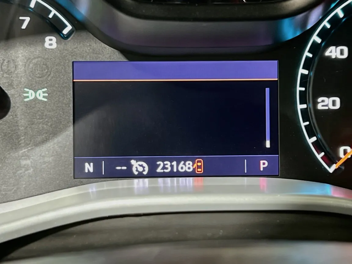 2022 Chevrolet Colorado Z71 - Photo 8