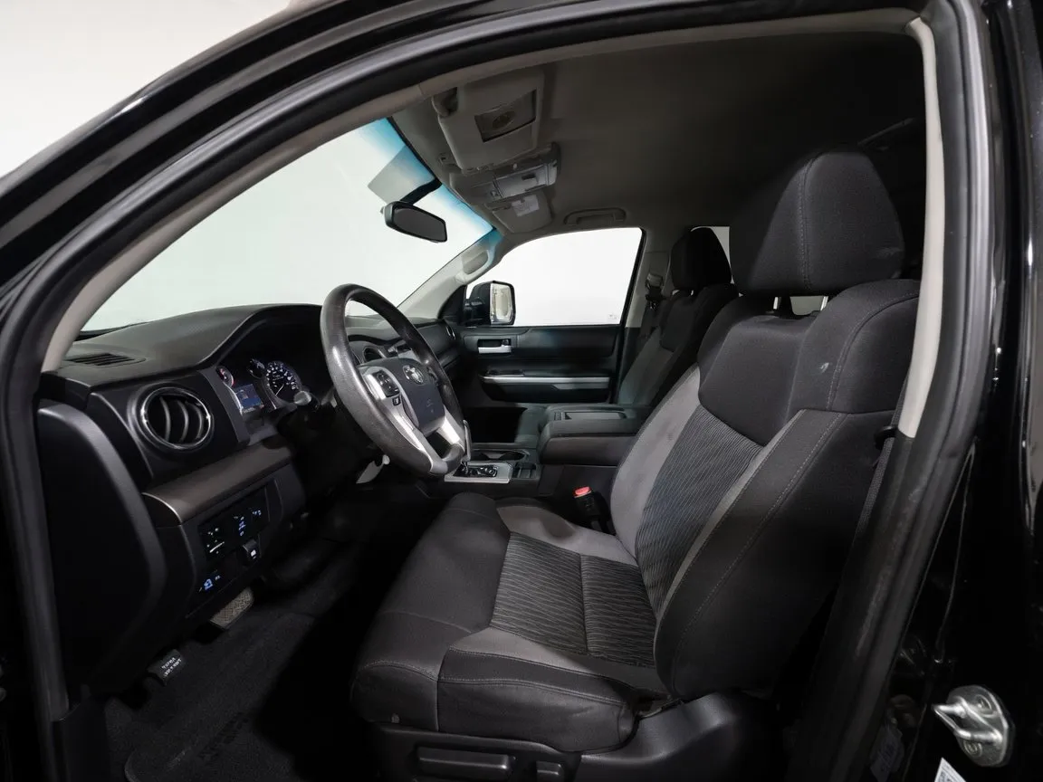2017 Toyota Tundra SR5 - Photo 14