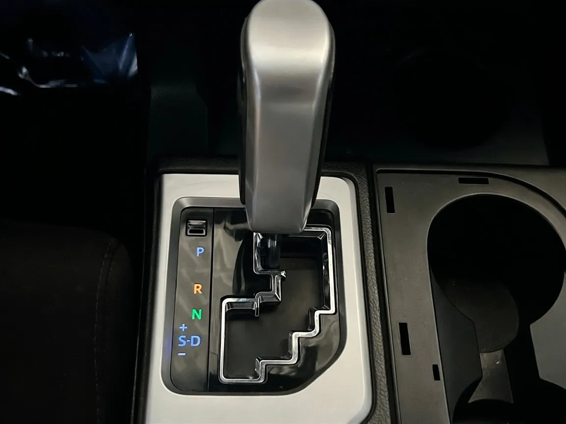 2017 Toyota Tundra SR5 - Photo 12