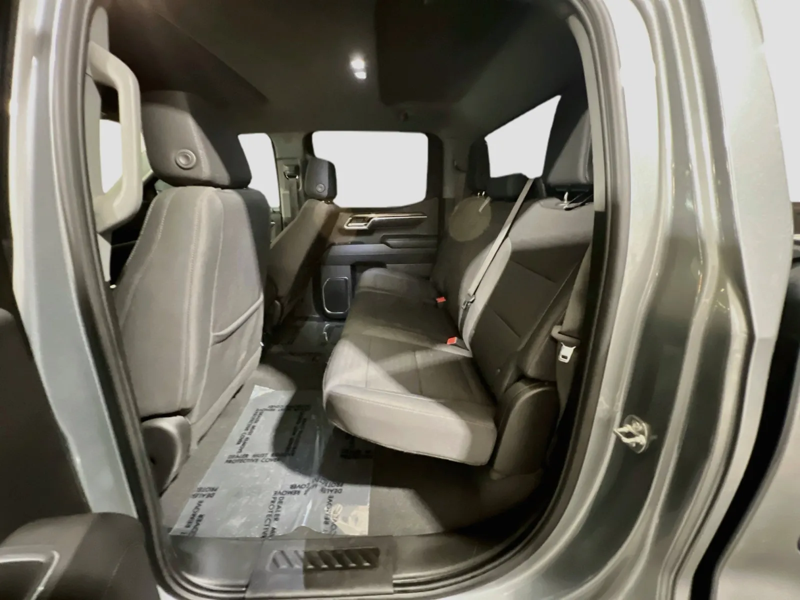 2025 Chevrolet Silverado 1500 LT - Photo 17