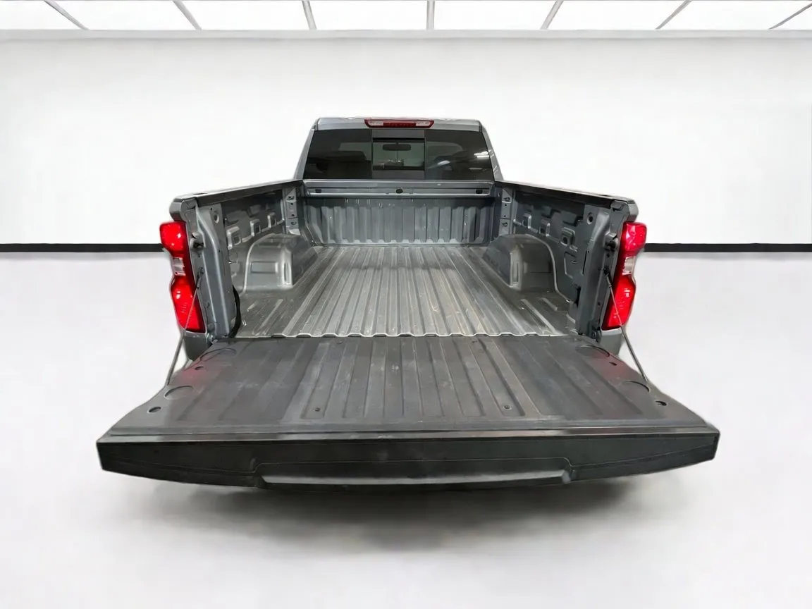 2025 Chevrolet Silverado 1500 LT - Photo 19