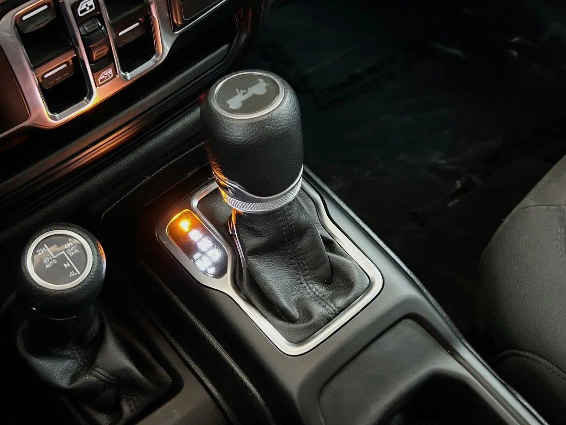 2023 Jeep Wrangler 4xe Willys 4XE - Photo 13