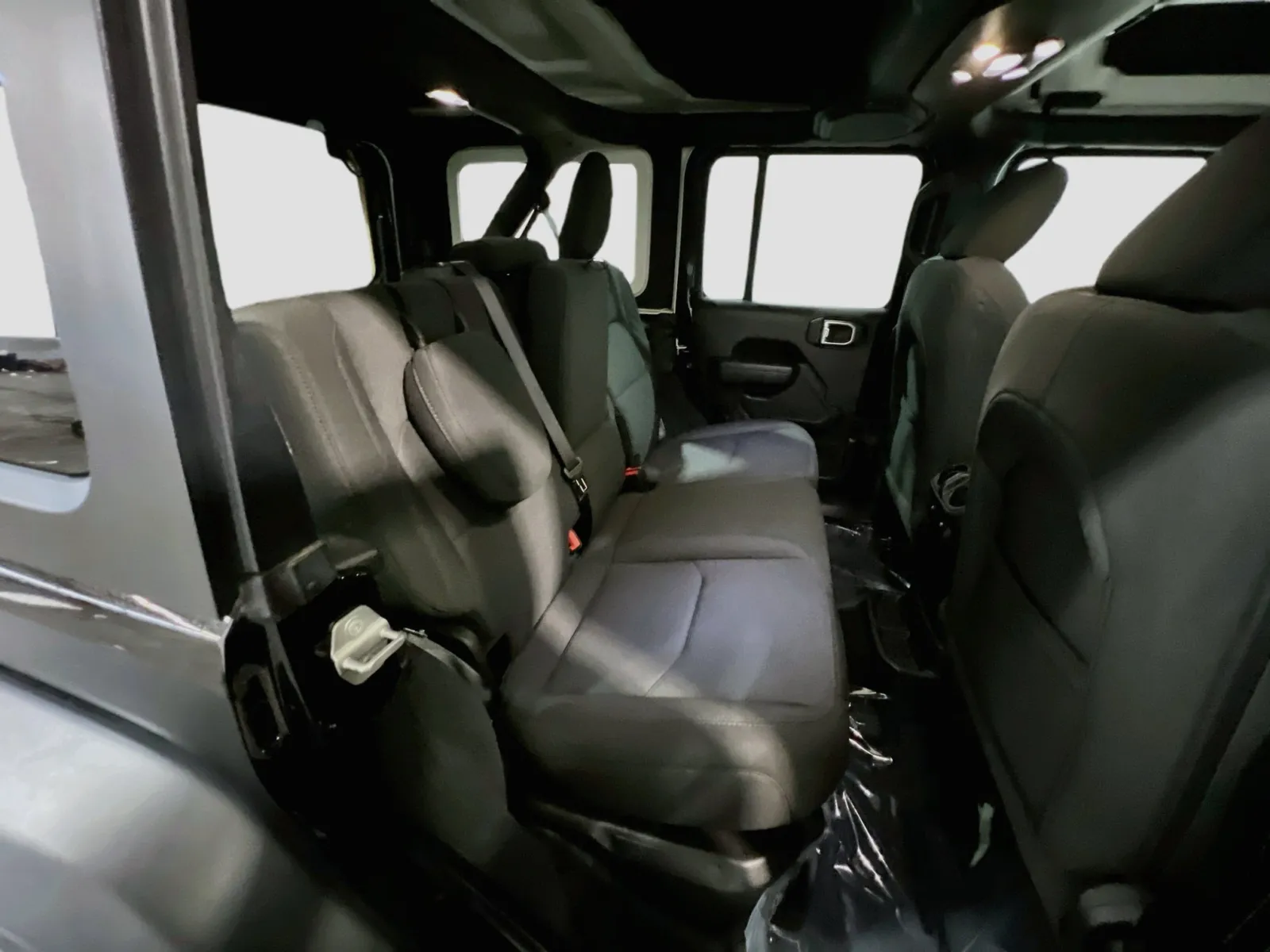 2023 Jeep Wrangler 4xe Willys 4XE - Photo 20