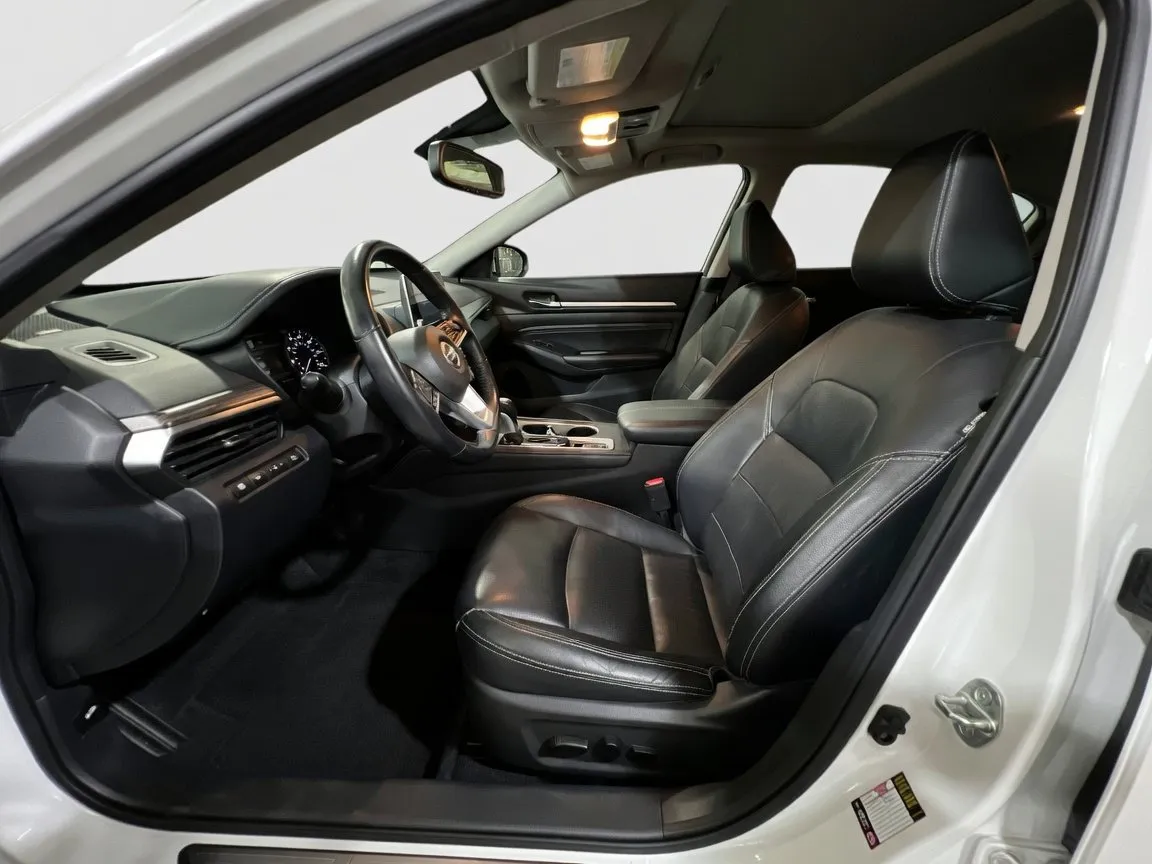 2019 Nissan Altima Platinum - Photo 15