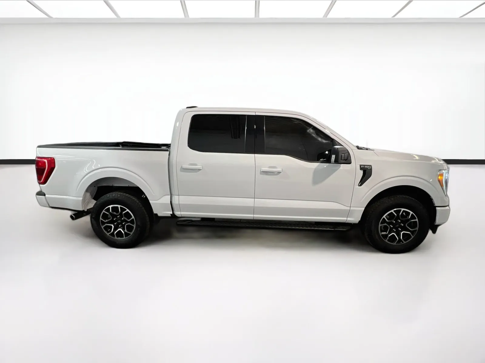 2022 Ford F-150 XLT - Photo 23