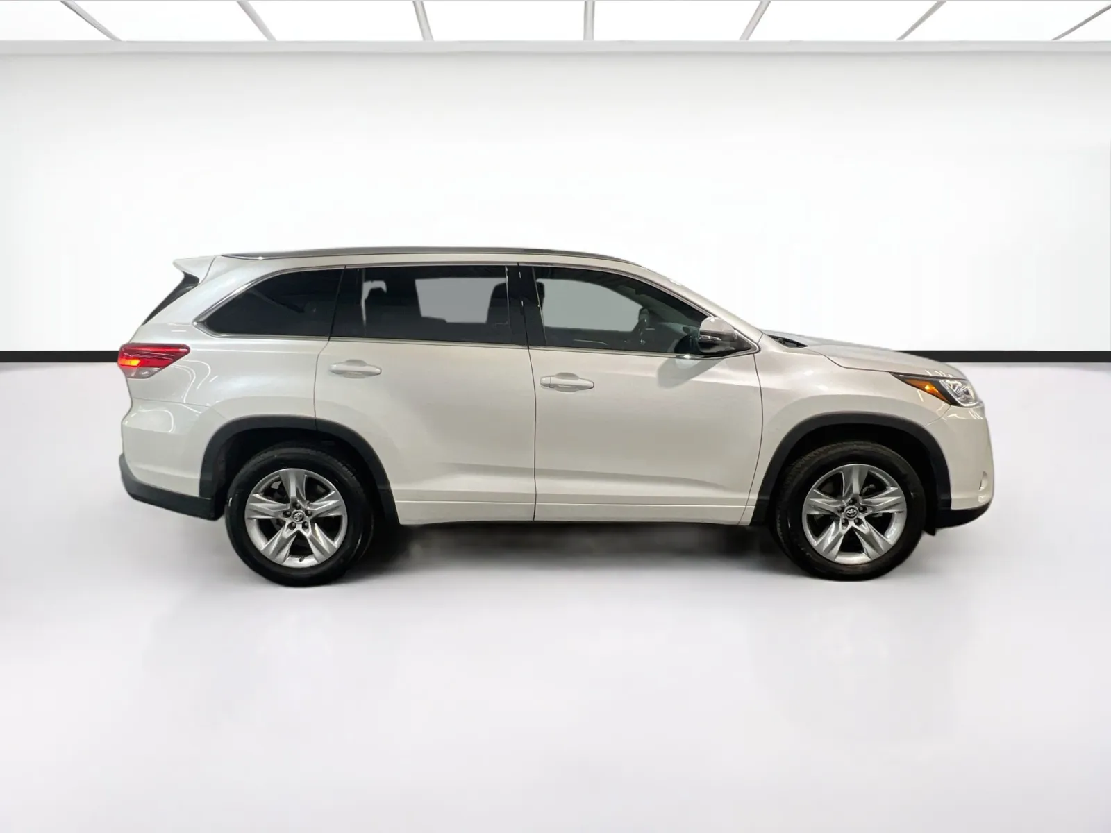 2019 Toyota Highlander Limited - Photo 25