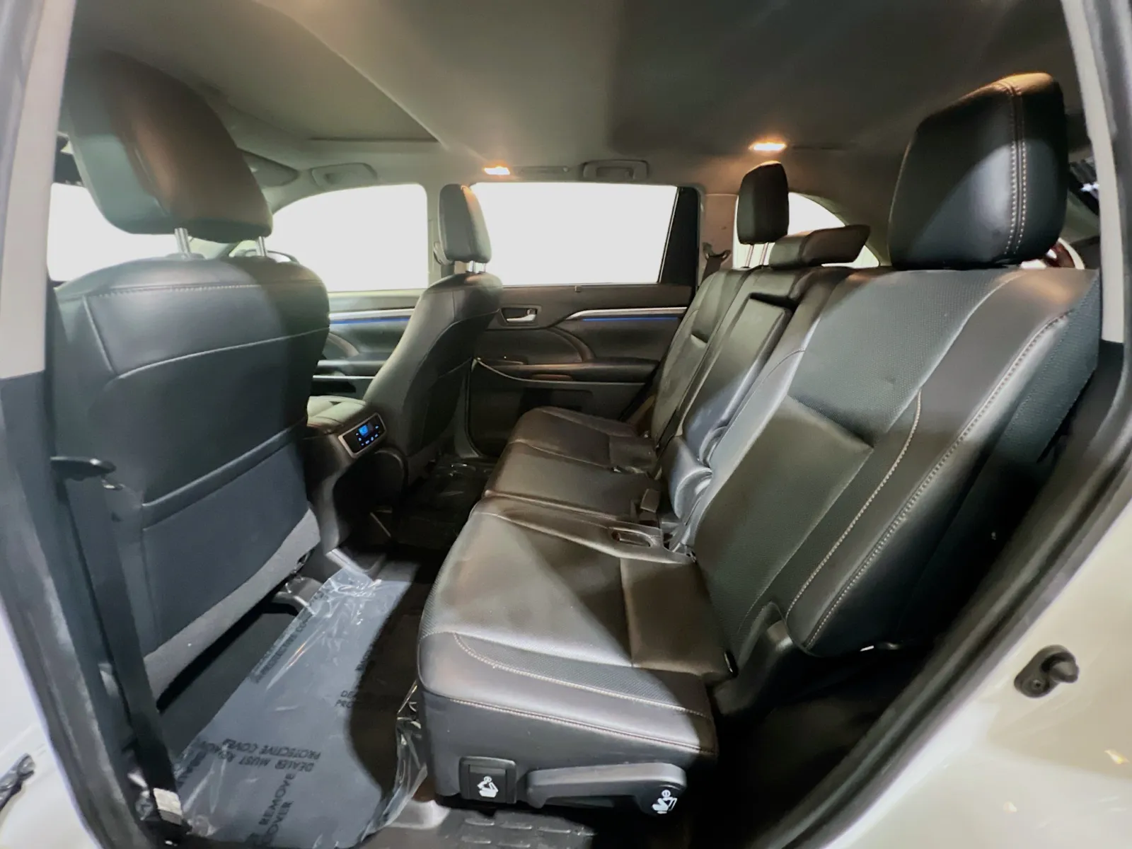 2019 Toyota Highlander Limited - Photo 18