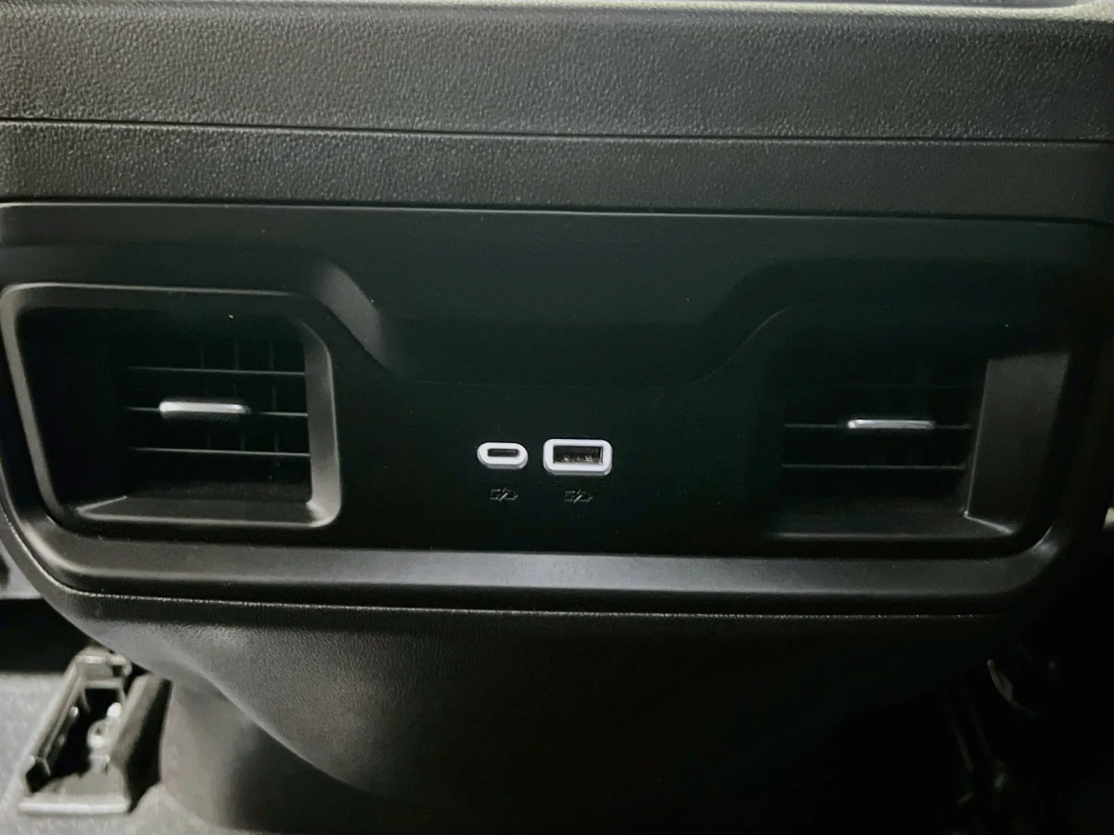 2024 Chevrolet Silverado 1500 RST - Photo 19