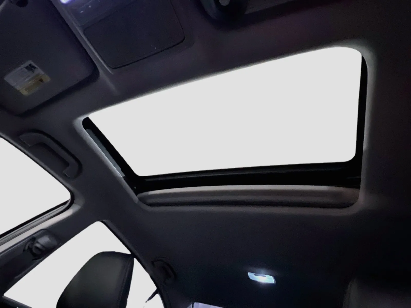 2017 Honda Accord Touring - Photo 16