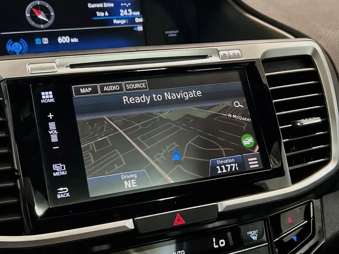 2017 Honda Accord Touring - Photo 9