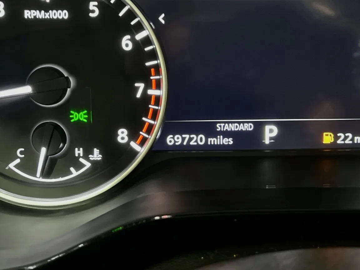 2022 Nissan Pathfinder SV - Photo 8