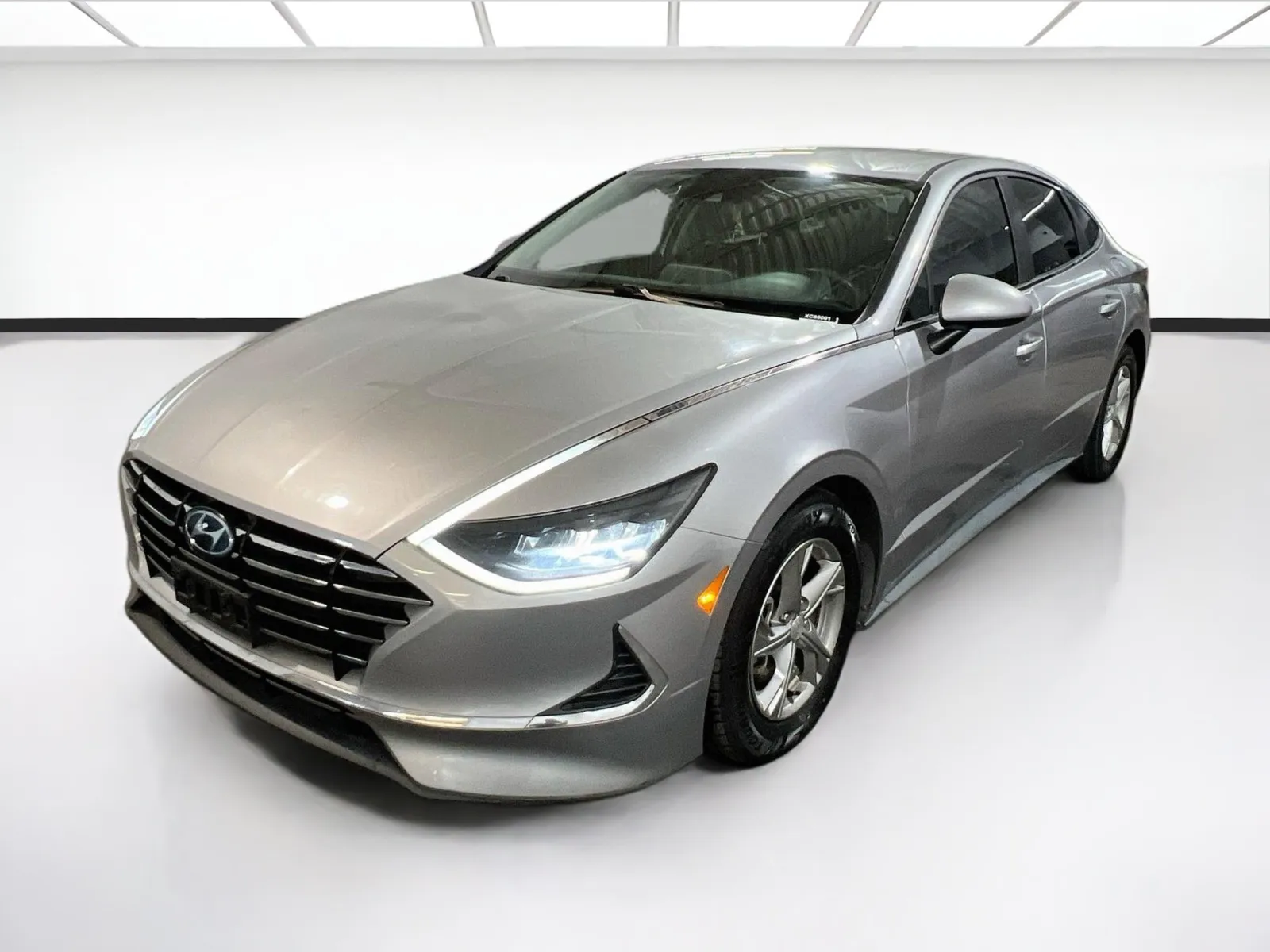 Silver 2021 Hyundai Sonata SE for sale in Chandler, AZ