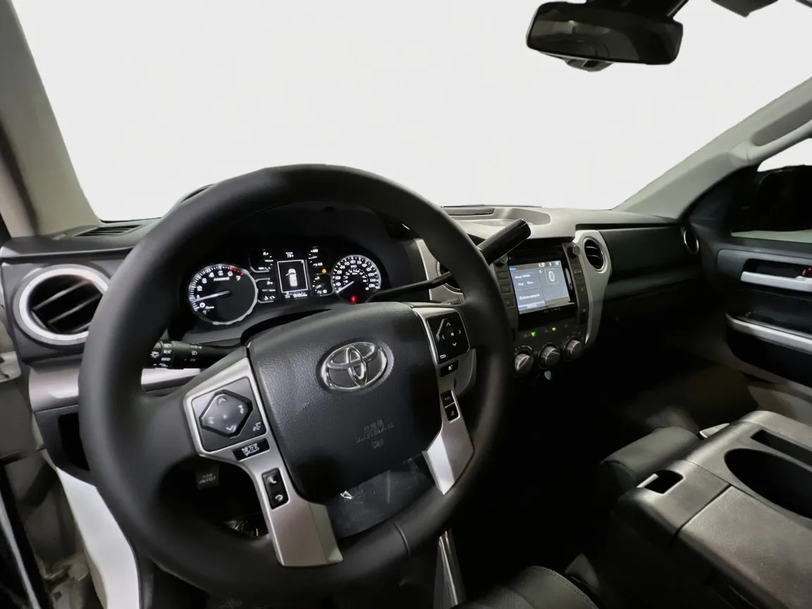 2018 Toyota Tundra SR5 - Photo 7