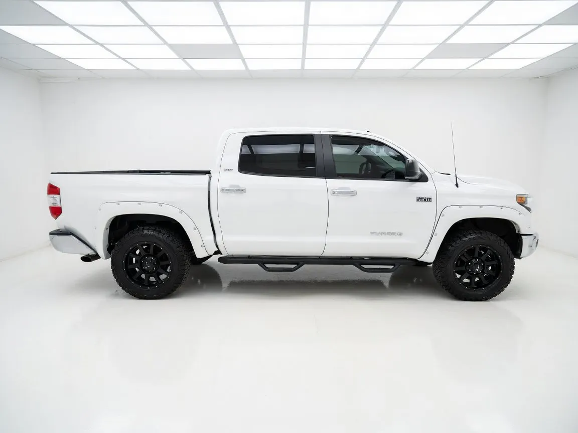 2018 Toyota Tundra SR5 - Photo 24