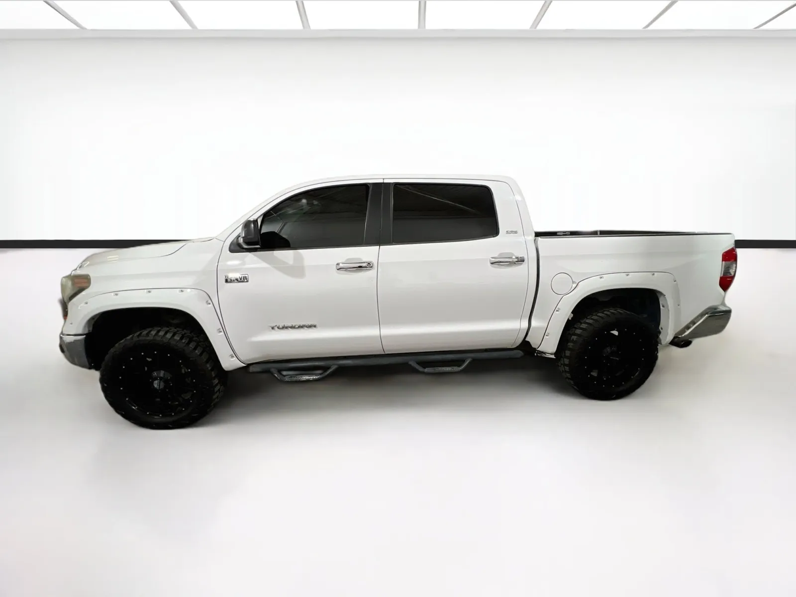 2018 Toyota Tundra SR5 - Photo 23