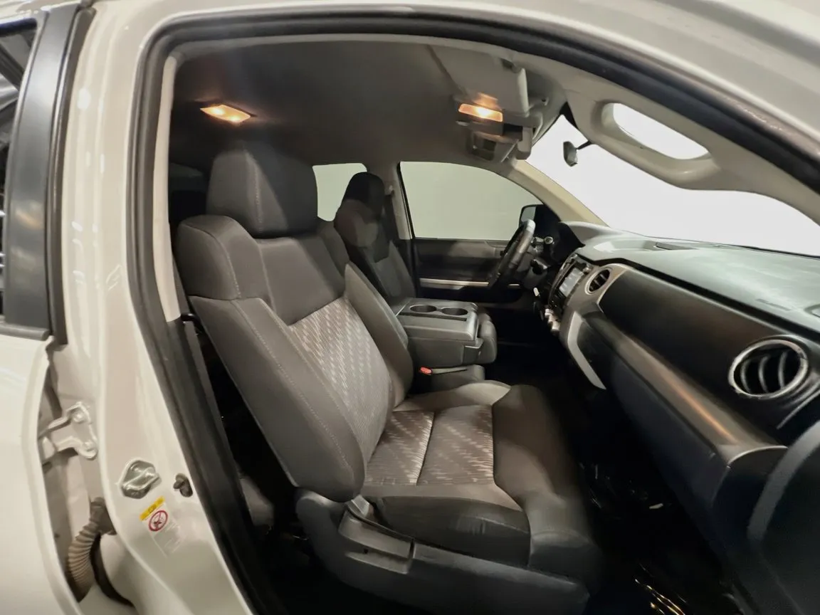 2018 Toyota Tundra SR5 - Photo 21